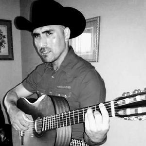 Meet your Posher, Ismael